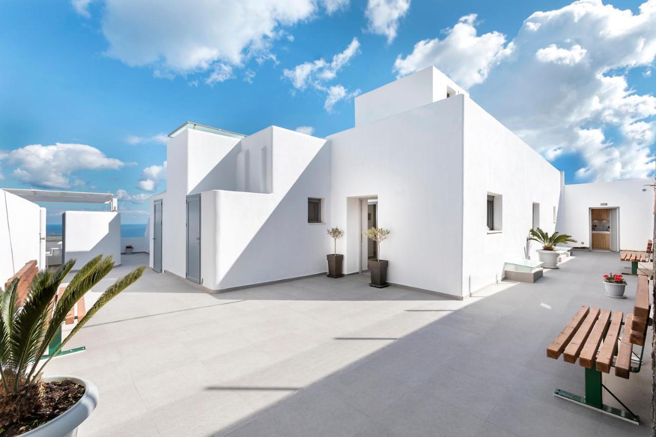 La Estrella 4 Suites With Sea View & 4 Prive Hot Tub Vourvoúlos المظهر الخارجي الصورة
